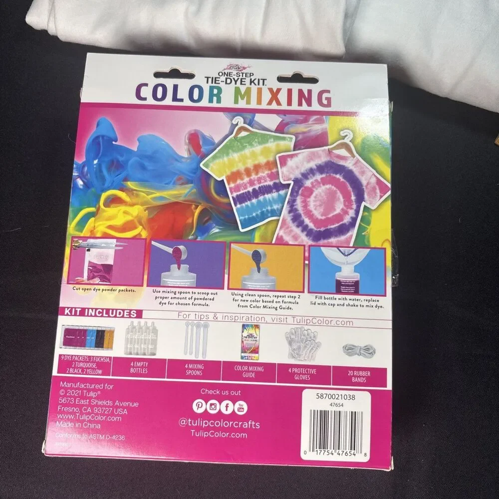 One step tie-dye kit +2 white T-shirts